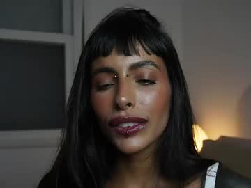girl
        kaligray10 cam image #6489592