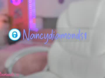 girl
        nancydiamonds cam image #2092896