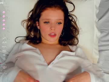 girl
        maisyporterson cam image #3463471