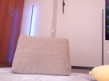 girl
        k_kimikooo cam image #4193732