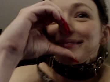 girl
        charlitaylor cam image #2923618