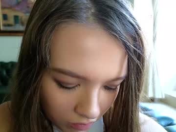 girl
        _demi_dee_ cam image #4965113