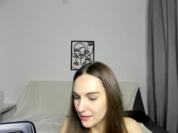 girl
        iris_blossom_ cam image #677034
