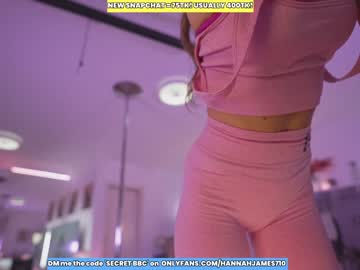 girl
        hannahjames710 cam image #2446395
