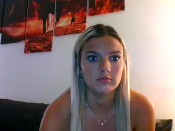 girl
        lacyxtate cam image #198484