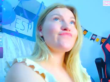 girl
        yummy_pie_ cam image #5100553
