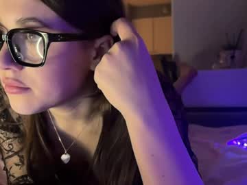 girl
        northerngirl7 cam image #5385310