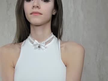 girl
        cutie_ghostie cam image #3499649