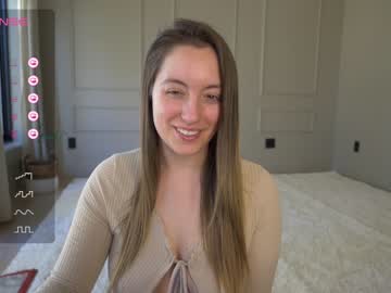 girl
        sophie_fennec cam image #3700631