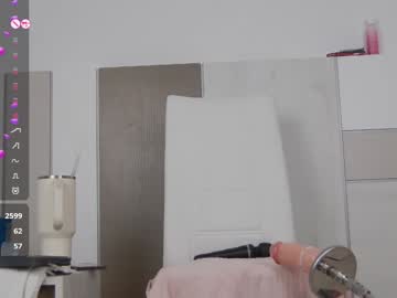 girl
        onlyxlicious_cb cam image #5520518