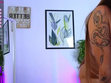 girl
        elizabeth__gray cam image #1819735