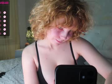 girl
        ruby_lynx cam image #38847