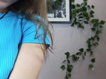girl
        teresabriggs cam image #2242374