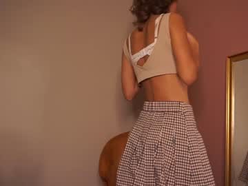 girl
        lenaelisabeth cam image #2991613