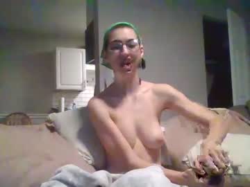 girl
        dommeathena cam image #270795