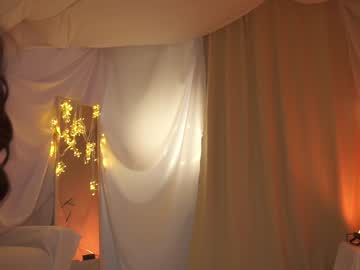 girl
        sunny_maria cam image #5728488