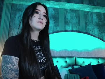 girl
        charlotte_germanotta_ cam image #5620345