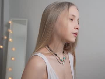 girl
        appr0ved cam image #3835803