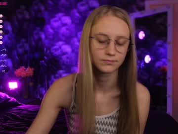 girl
        angeellina cam image #1325229