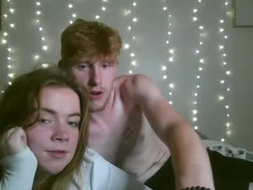 couple Cam Girls Masturbating With Dildos On Chaturbate with zekeee420
