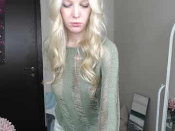girl
        beatrice_melton cam image #4375486