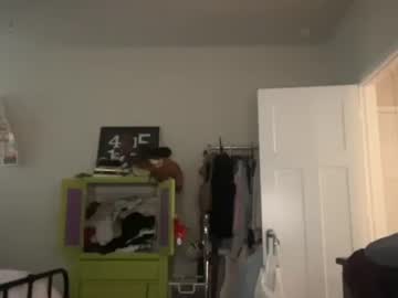 girl
        spadesx86 cam image #6289157