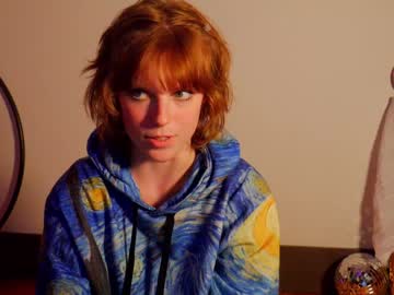 girl
        sisypheanlove cam image #1341858