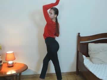 girl
        koniginb cam image #2939425