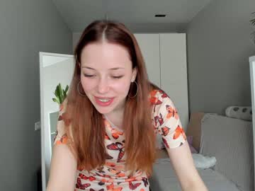 girl
        eleonora_linn cam image #1546643