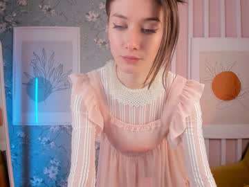 girl
        tina_cure cam image #3184873
