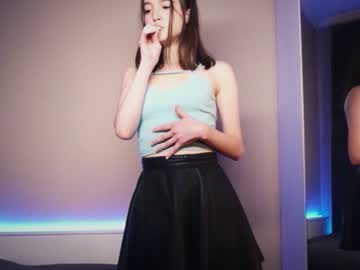 girl
        miss_sweetdream cam image #227772