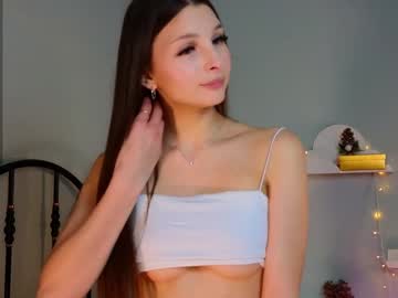 girl
        alicepreuoston cam image #5993434