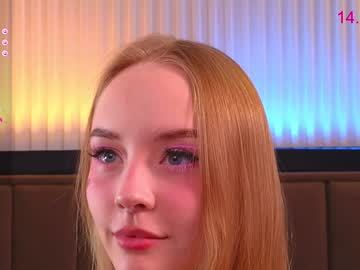 girl
        lissa_meooow cam image #4810697