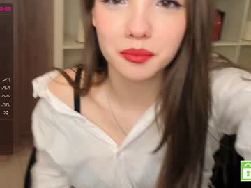 girl
        beverlyvega cam image #1173392