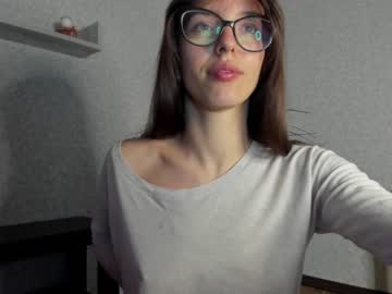 girl
        your_little_flexible_girl cam image #1163636