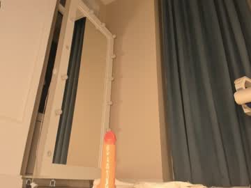 girl
        sury_01 cam image #447278