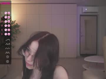 girl
        oki_dokie cam image #2185584