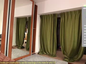 girl
        monkeylina cam image #2436830