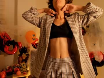 girl
        lenaelisabeth cam image #2755180