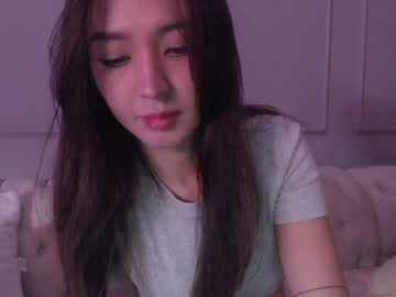 girl
        sarasuo cam image #2099157