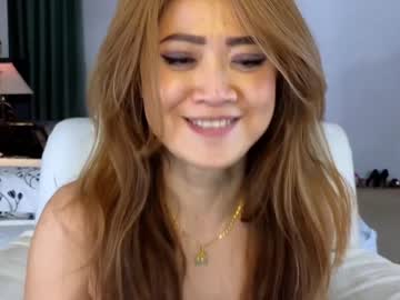 girl
        mandy138 cam image #1675510