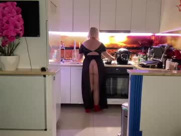 girl
        kiradivine cam image #3234167