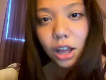 girl
        alicekttn cam image #4657284