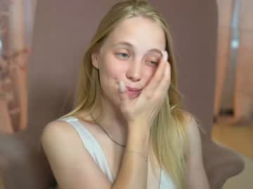 girl
        appr0ved cam image #2680401