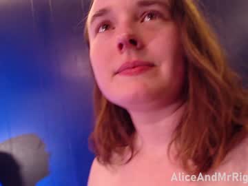 couple
        aliceandmrright cam image #645751