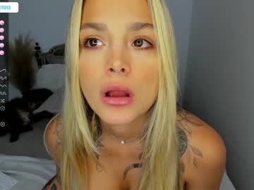 girl
        one_more_cum cam image #55343