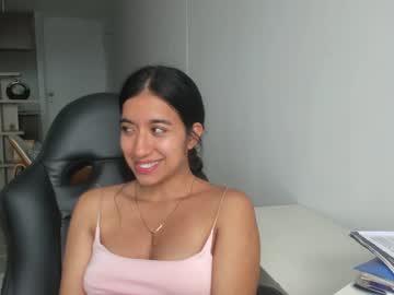 couple
        emillybrowm cam image #6762103