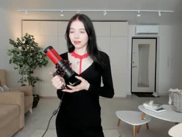 girl
        oki_dokie cam image #1867357