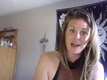 girl
        naughtyymarie420 cam image #1799188
