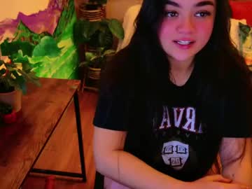 girl
        annatigarr cam image #5574433